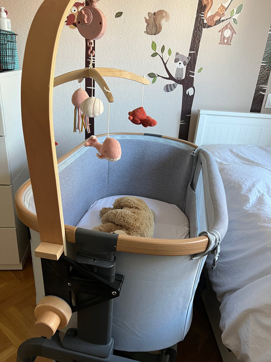 Co sleeper attachment clearance